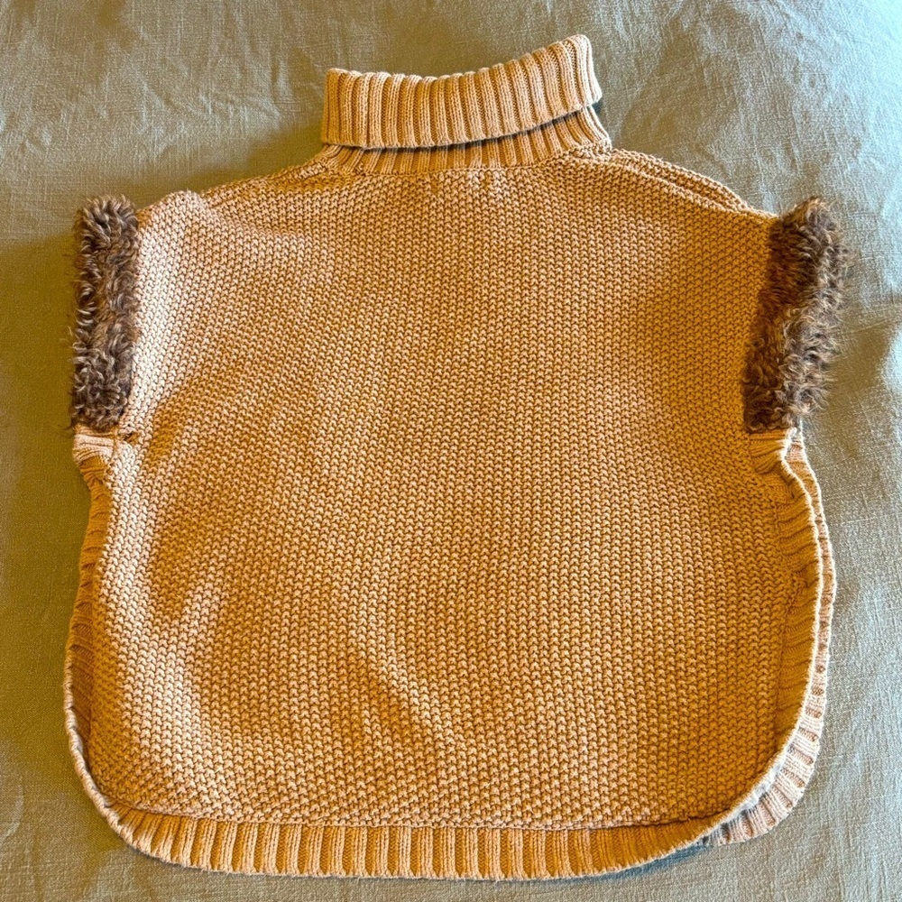 Aspen Kids Tan Poncho Cape - size L​ - Picture 2 of 7